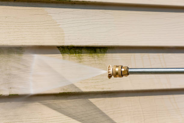 Best Commercial Building Pressure Washing  in , CT